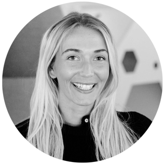 Rebecca_shv188941856_scaled_320